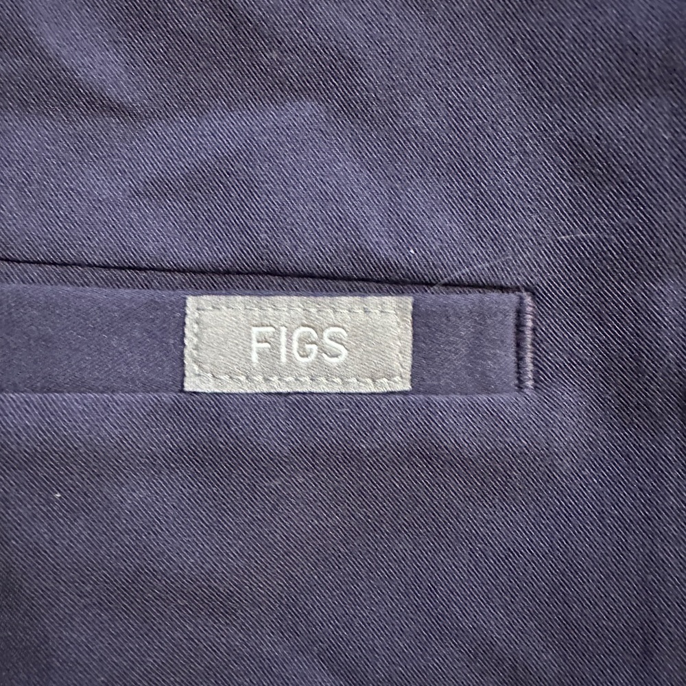Figs medical field top size small color plum - Picture 4 of 7